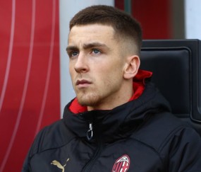 开云网页版中国官网-摔跤赛场再起风云：燕山风暴队读秒绝平塞外烈马队，新援首秀制胜客场静默反击