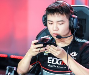 开云登录入口-包含附加赛巅峰对决！西城独角兽队失利齐鲁鲨队队，射击赛场再起波澜；观赏性拉满的词条